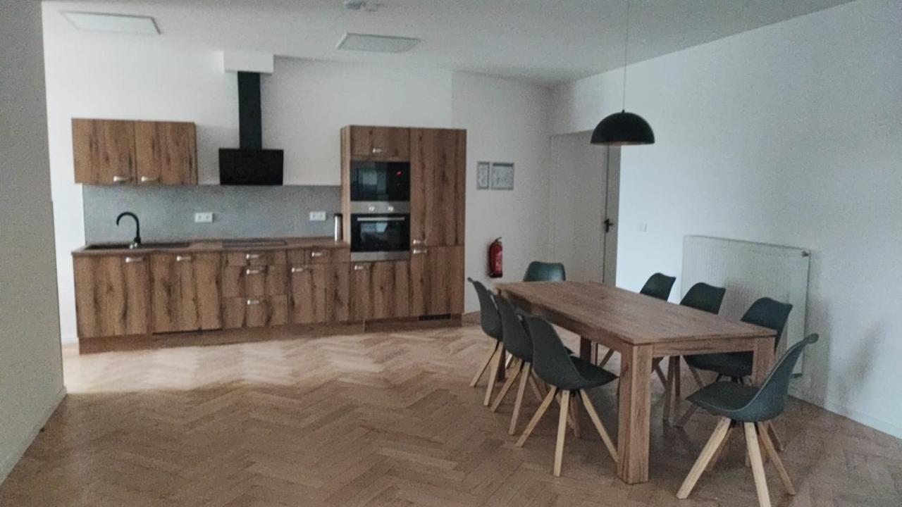Pension Hopela Гота Экстерьер фото